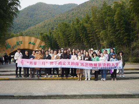 “青春如你，，，，，，不被界说” —— 致敬活出热辣滚烫人生的你